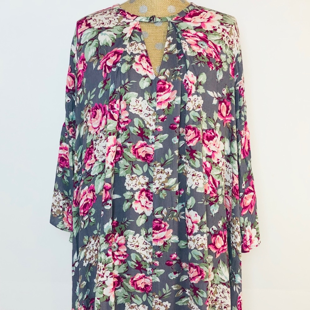 Umgee Floral long sleeved Tunic Dress Size S